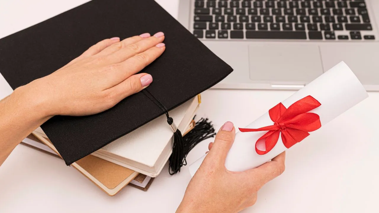 What should you earn a certificate or a degree?